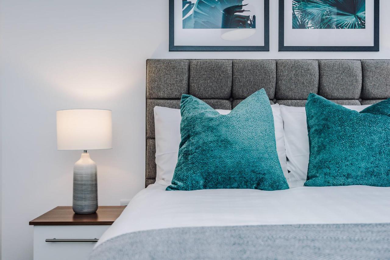 Host & Stay - Waterfront Penthouse Liverpool Exteriör bild