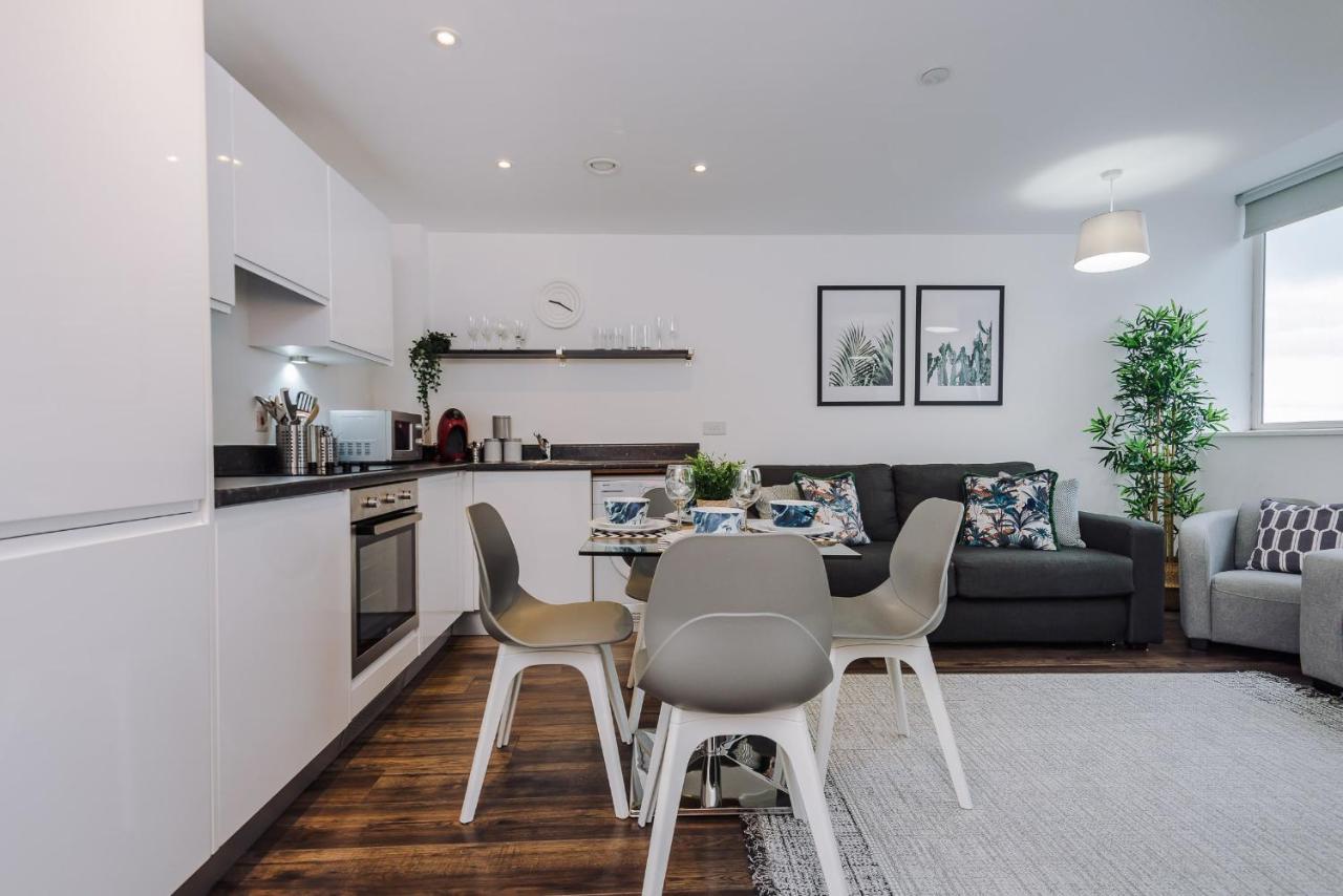 Host & Stay - Waterfront Penthouse Liverpool Exteriör bild