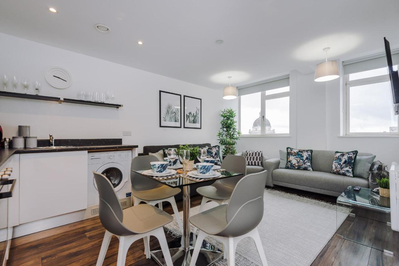 Host & Stay - Waterfront Penthouse Liverpool Exteriör bild